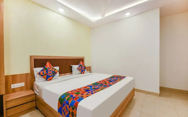 Fabhotel Royal Residency I