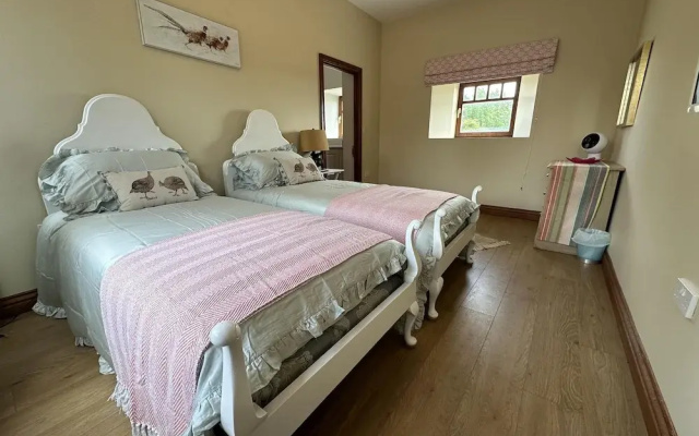 Beautiful 2 Bedroom Barn in Towcester Northants
