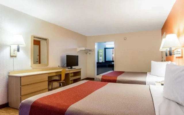 Motel 6 Atlanta Northwest - Marietta