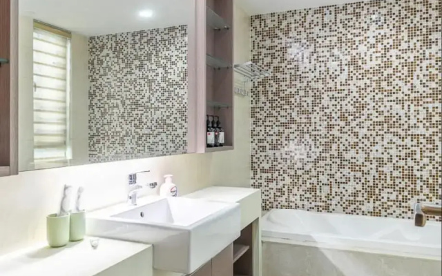 Locals Boutique Apartment ShijichengNo11