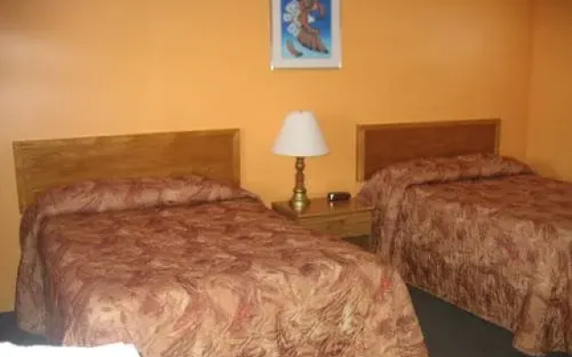 Town & Country Motel
