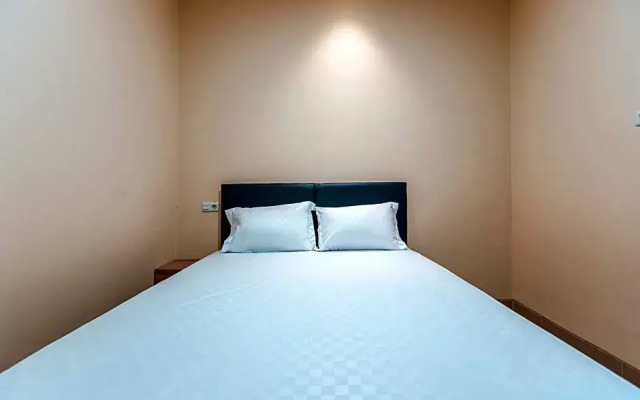 OYO Life 2709 Kost Cirendeu