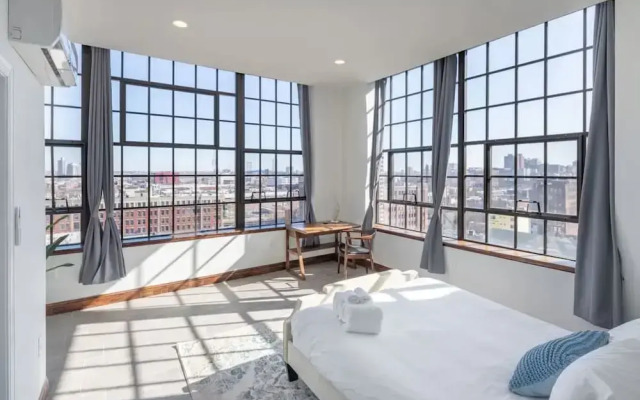 Sosuite Studio Penthouse w Gym On-site Bar