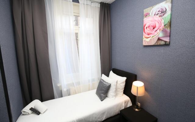 Отель Budget Hotel Flipper Нидерланды, Амстердам - 2 отзыва об отеле, цены и фото номеров - забронировать отель Budget Hotel Flipper онлайн вид на фасад