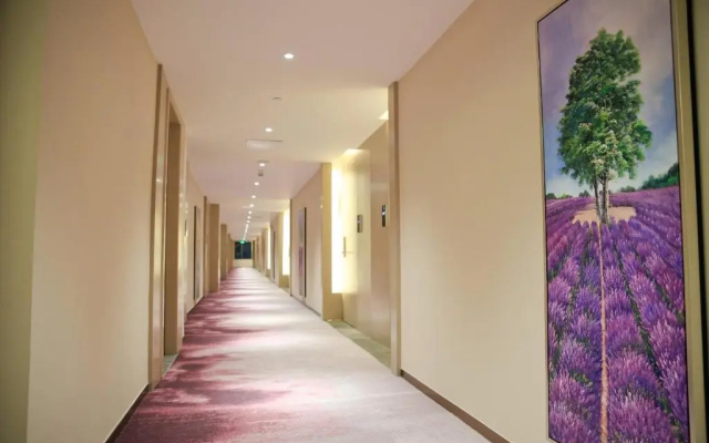 Lavande Hotels·Shenzhen North Railway Station Longhua Yicheng Center