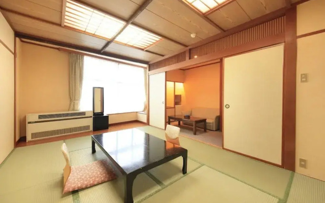 Iizaka Onsen Yunoya