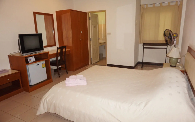 Tonwa Resort Hotel