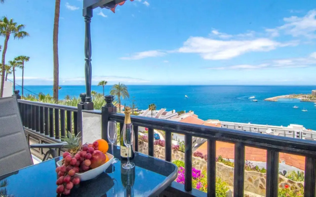 Sunset Dream Bungalow with balcony sea view.