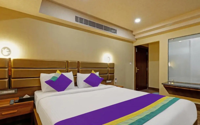 Treebo Tryst Hotel Apollo Grand