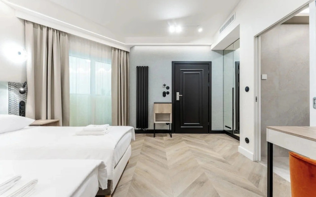 Art Queen Aparthotel