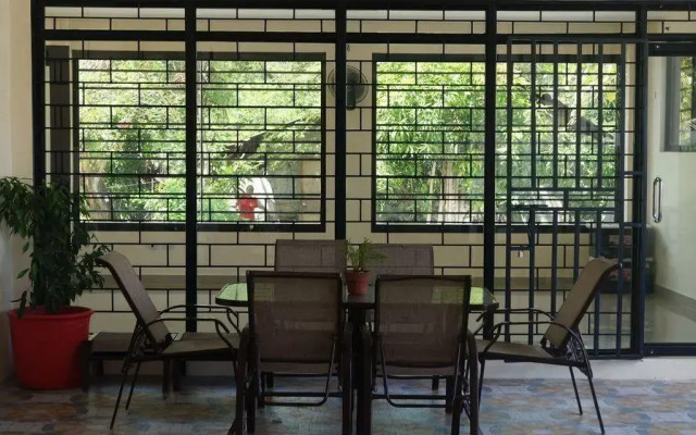 Spacious Private apartment at Laorenza Residences