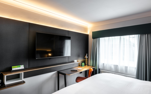 Holiday Inn Manchester - Oldham by IHG