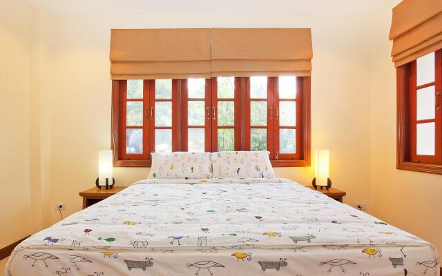Отель Loch Palm Villa A комната для гостей