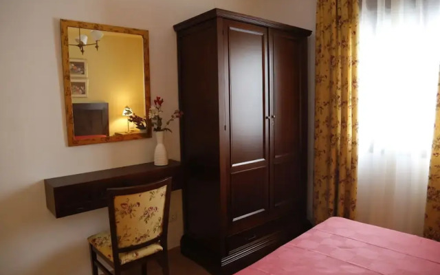 Hostal Caballero