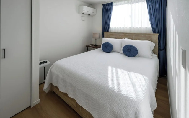 Araha Beachway Inn