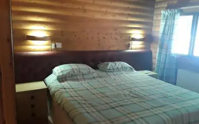 The Pinetree Lodge
