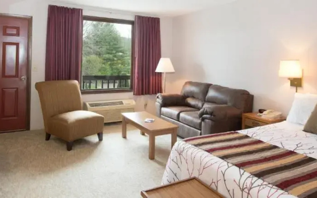 Highland Manor Inn