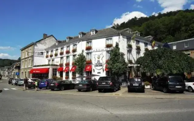 Royal Hotel-Restaurant Bonhomme