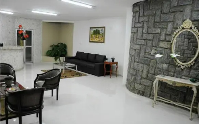 Canavial Plaza Hotel