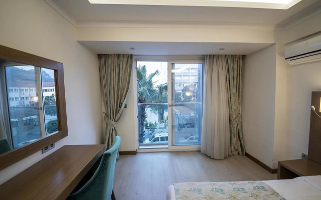 Yeniceri City Hotel