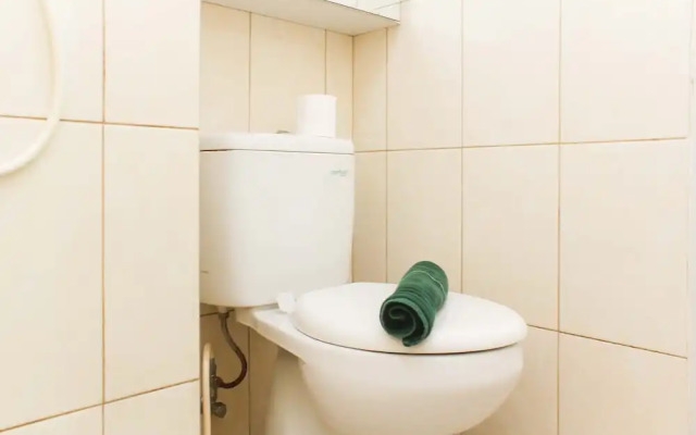 Cozy Studio At Springlake Summarecon Bekasi Apartment