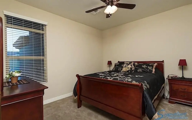 Pleasant Surprise By Signature Vacation Rentals