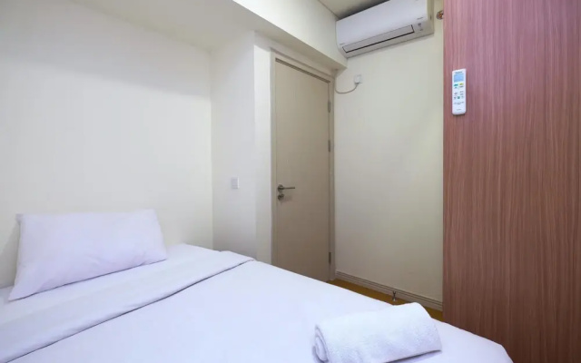 Comfortable 2Br With Workspace At Meikarta Apartment