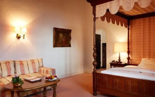 Burghotel Schnellenberg