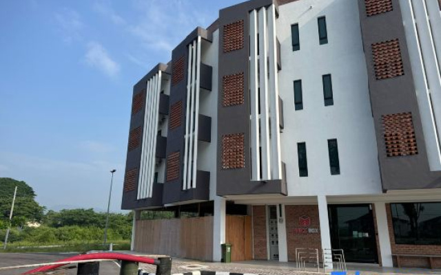 Brick Box Family Hotel Ipoh