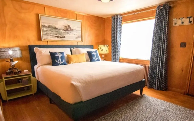 Anchor Inn Resort