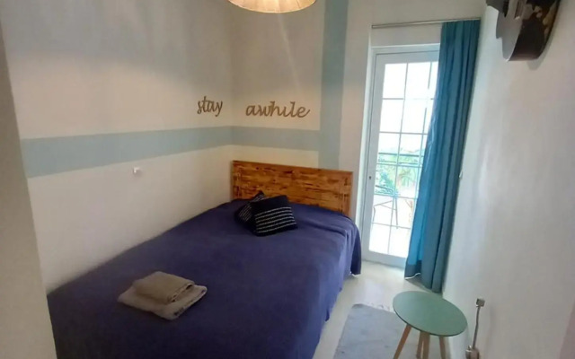 Evie's apartment