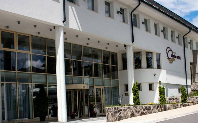 Отель Calimbra Wellness and Conference Hotel Венгрия, Силвашварад - отзывы, цены и фото номеров - забронировать отель Calimbra Wellness and Conference Hotel онлайн вид на фасад