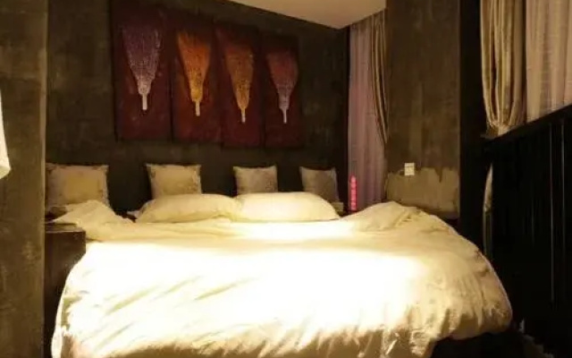 Langqiao Station Hotel - Yangshuo