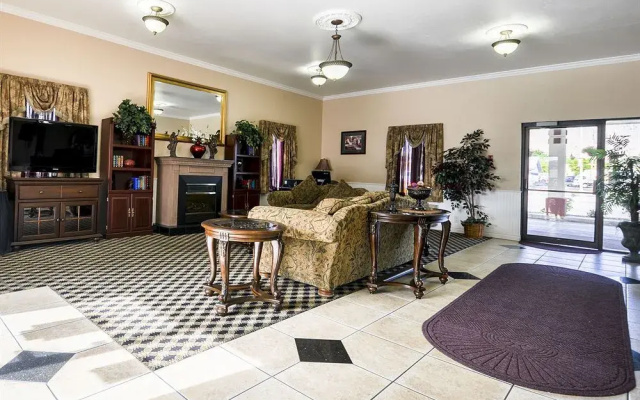 Super 8 by Wyndham Wenatchee