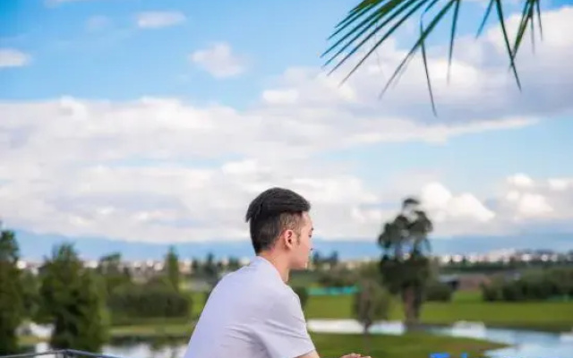 Luyinquan·Dali Yunshui Xiaozhu Seaview Resort Hotel