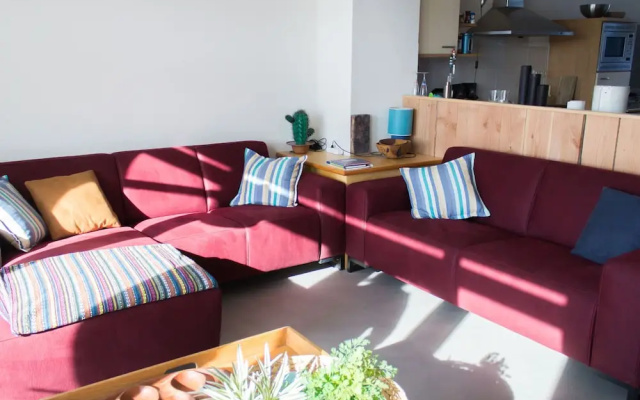 Comfortable House Directly at Veerse Meer