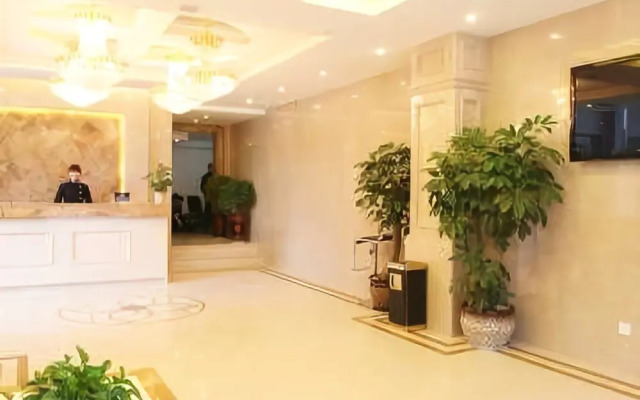 Qianhe Hotel
