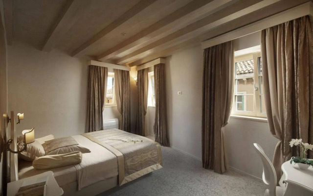 Heritage Hotel Life Palace