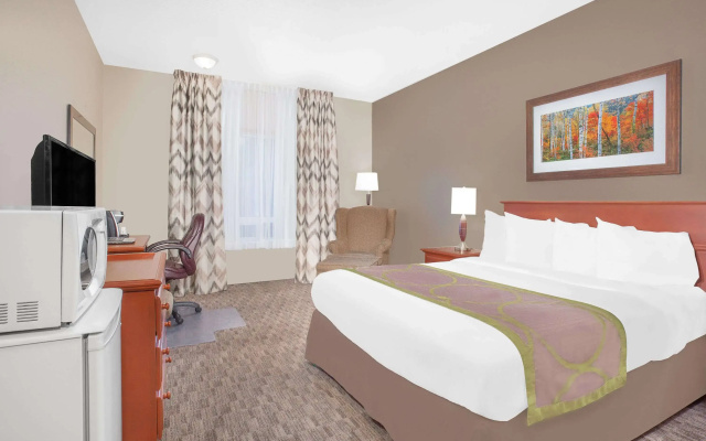 Super 8 by Wyndham Athabasca AB