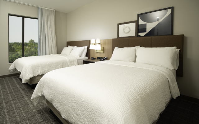 Staybridge Suites Cincinnati East Milford by IHG