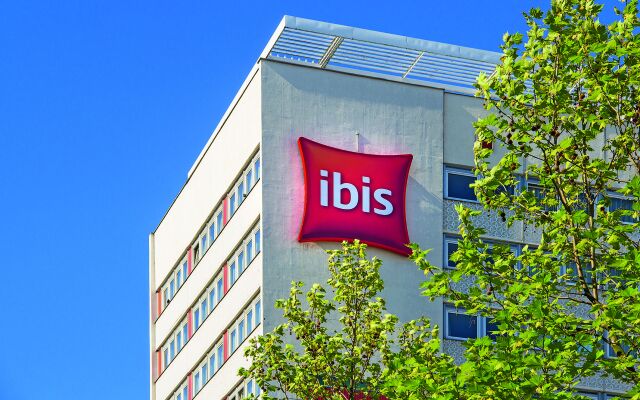 Отель ibis Dresden Koenigstein вид на фасад
