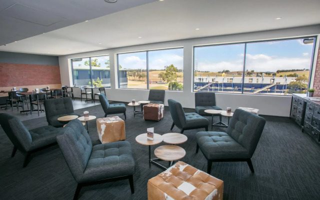 Alpha Hotel Eastern Creek