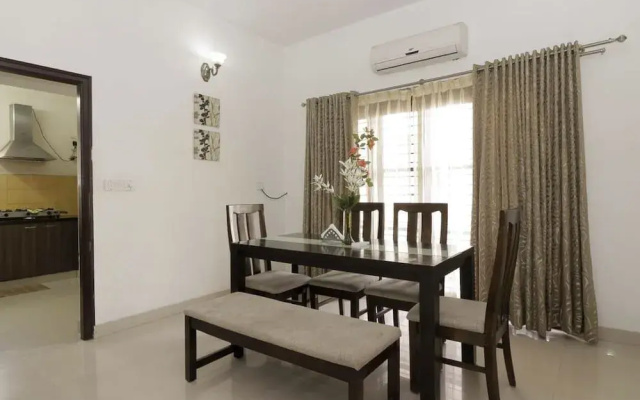 Galaxy Service Apartment