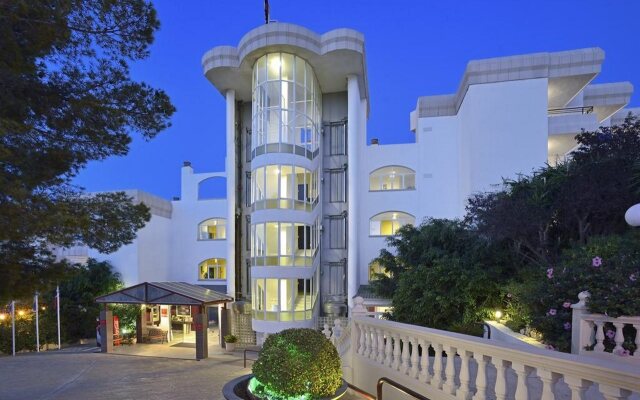Отель Sol Lunamar Apartamentos - Adults Only вид на фасад