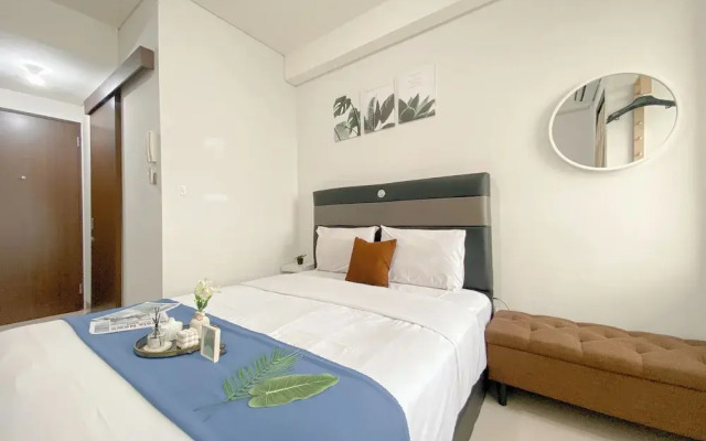 Compact And Homey Studio Apartment At Transpark Cibubur