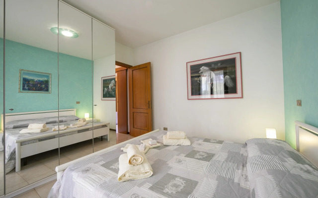 Cinzia Apartment Front Beach
