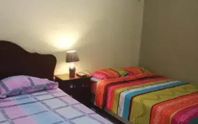 Hostal Jr
