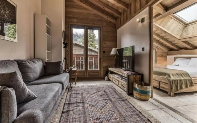 Apartment in Les Houches Near Ski Slopes