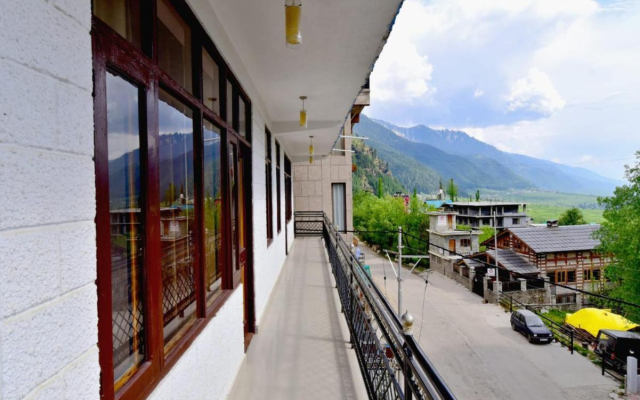 kingston manali hotel