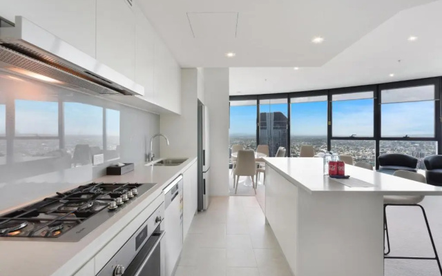 Brisbane Skytower Apartments by CLLIX
